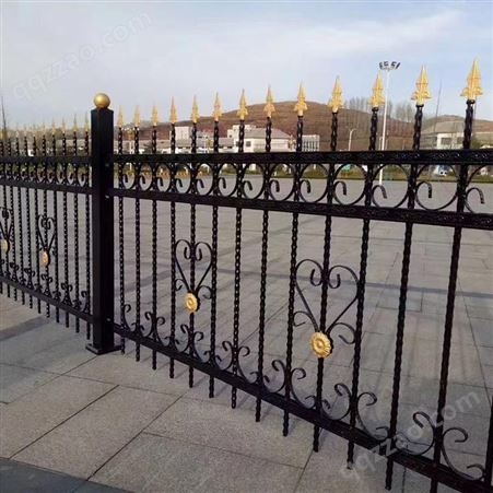 济阳铁艺护栏安装 泰安铁艺护栏生产厂家 阳台铁艺护栏
